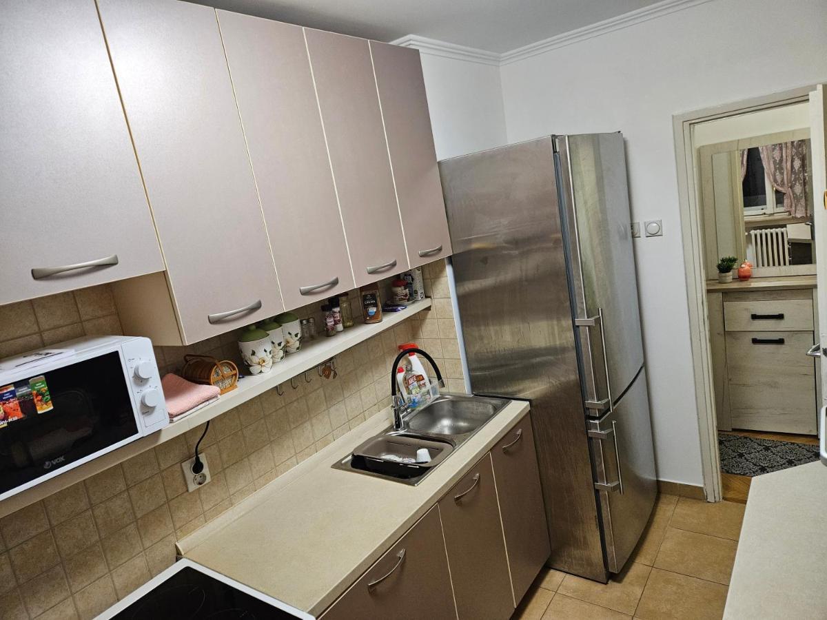 Slavija Apartment Belgrado Buitenkant foto